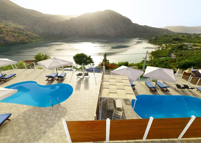 Lake View Suites